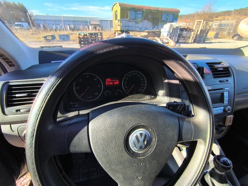 VW Golf, снимка 8 - Автомобили и джипове - 48398866