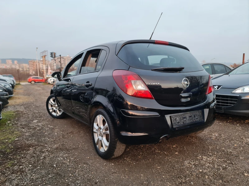 Opel Corsa ПЕРФЕКТНА, снимка 5 - Автомобили и джипове - 49073190