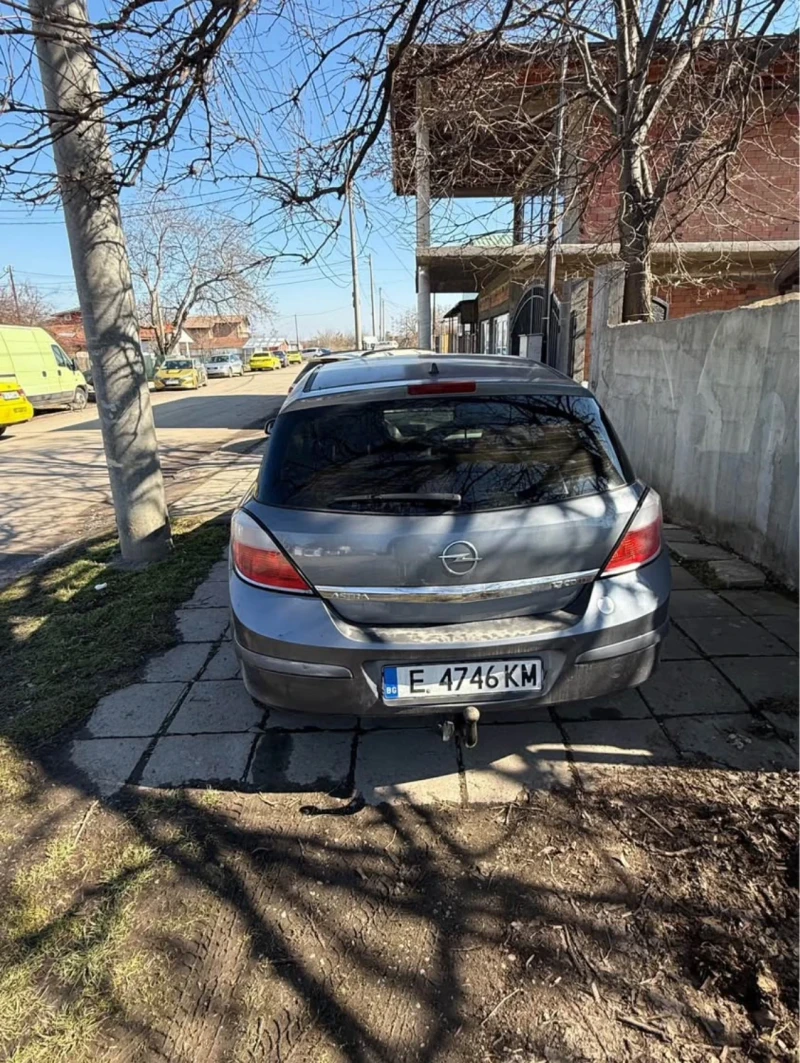 Opel Astra 1, 7, снимка 2 - Автомобили и джипове - 49523202