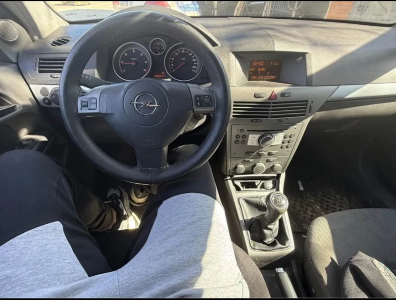 Opel Astra 1, 7, снимка 3 - Автомобили и джипове - 49523202