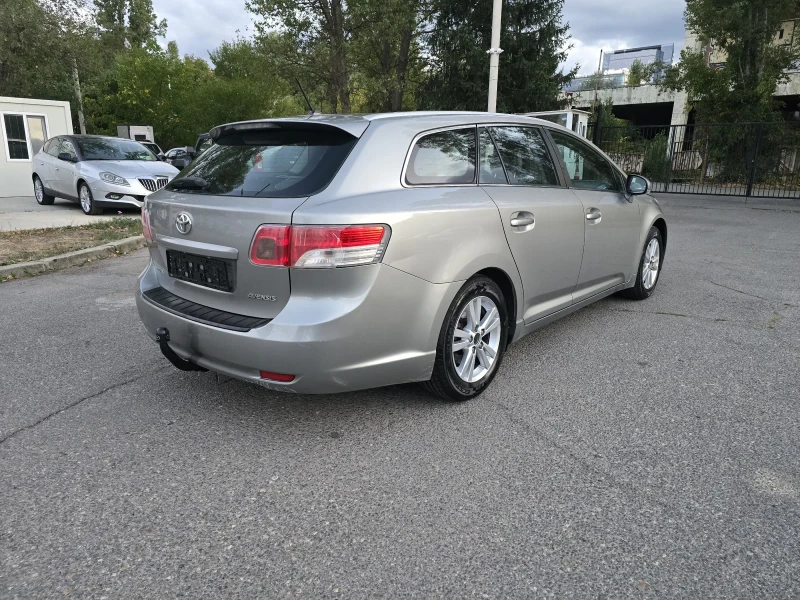 Toyota Avensis 1.8БЕНЗИН/147КС/КЛИМАТРОНИК, снимка 5 - Автомобили и джипове - 52268489