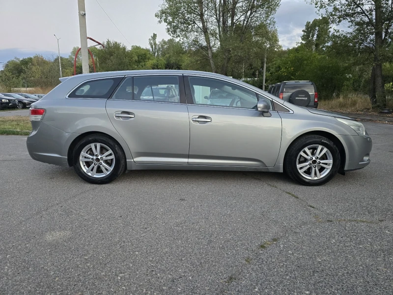 Toyota Avensis 1.8БЕНЗИН/147КС/КЛИМАТРОНИК, снимка 4 - Автомобили и джипове - 52268489