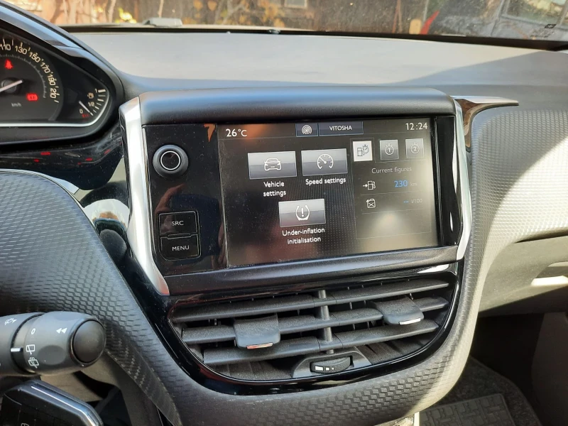 Peugeot 208 Allure, снимка 5 - Автомобили и джипове - 52813827