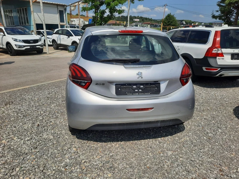 Peugeot 208 Allure, снимка 7 - Автомобили и джипове - 52813827