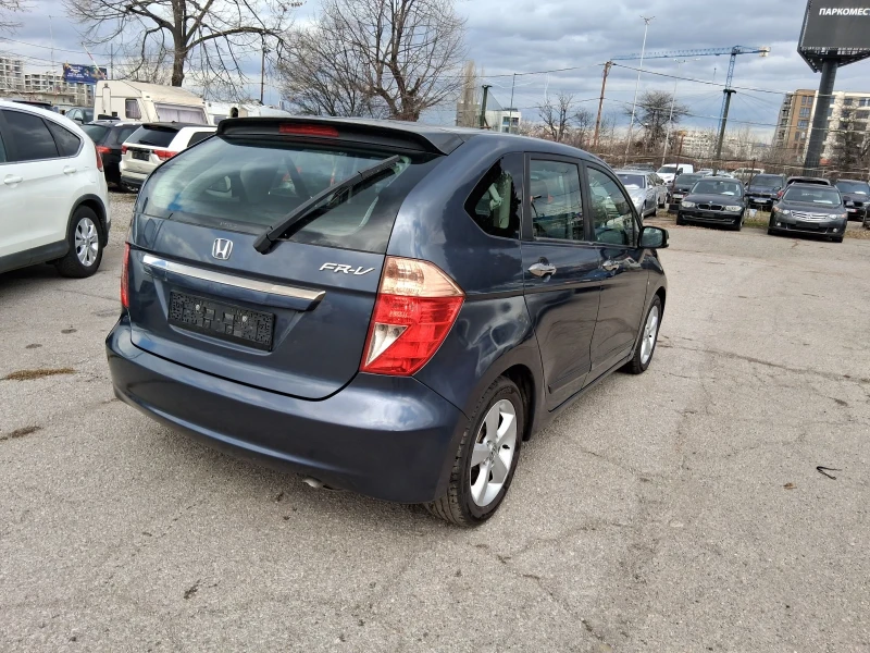 Honda Fr-v 1.8 като нова , снимка 4 - Автомобили и джипове - 53010893