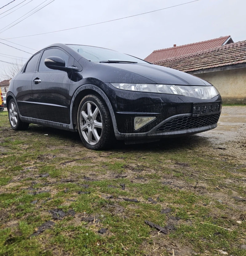 Honda Civic 1.8, снимка 2 - Автомобили и джипове - 53090780