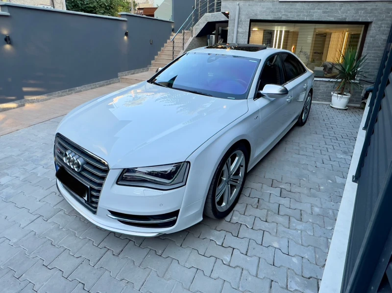 Audi S8, снимка 2 - Автомобили и джипове - 53225933