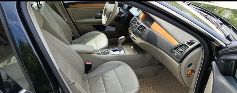 Renault Laguna 20.0 dci, снимка 14 - Автомобили и джипове - 53412895