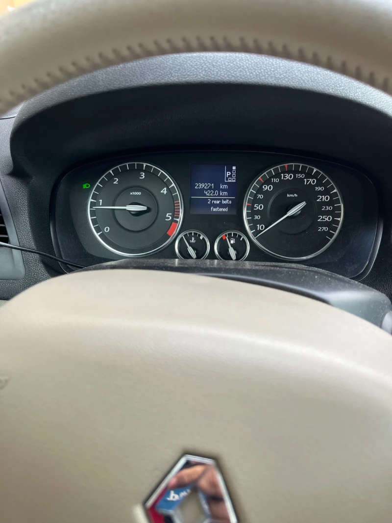 Renault Laguna 20.0 dci, снимка 2 - Автомобили и джипове - 53412895