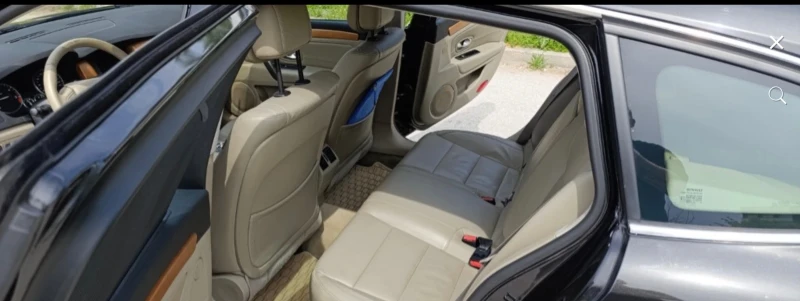 Renault Laguna 20.0 dci, снимка 9 - Автомобили и джипове - 53412895