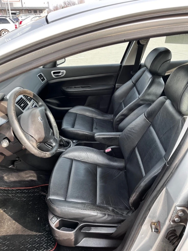 Peugeot 307 2.0HDI 110кс, снимка 10 - Автомобили и джипове - 49184212