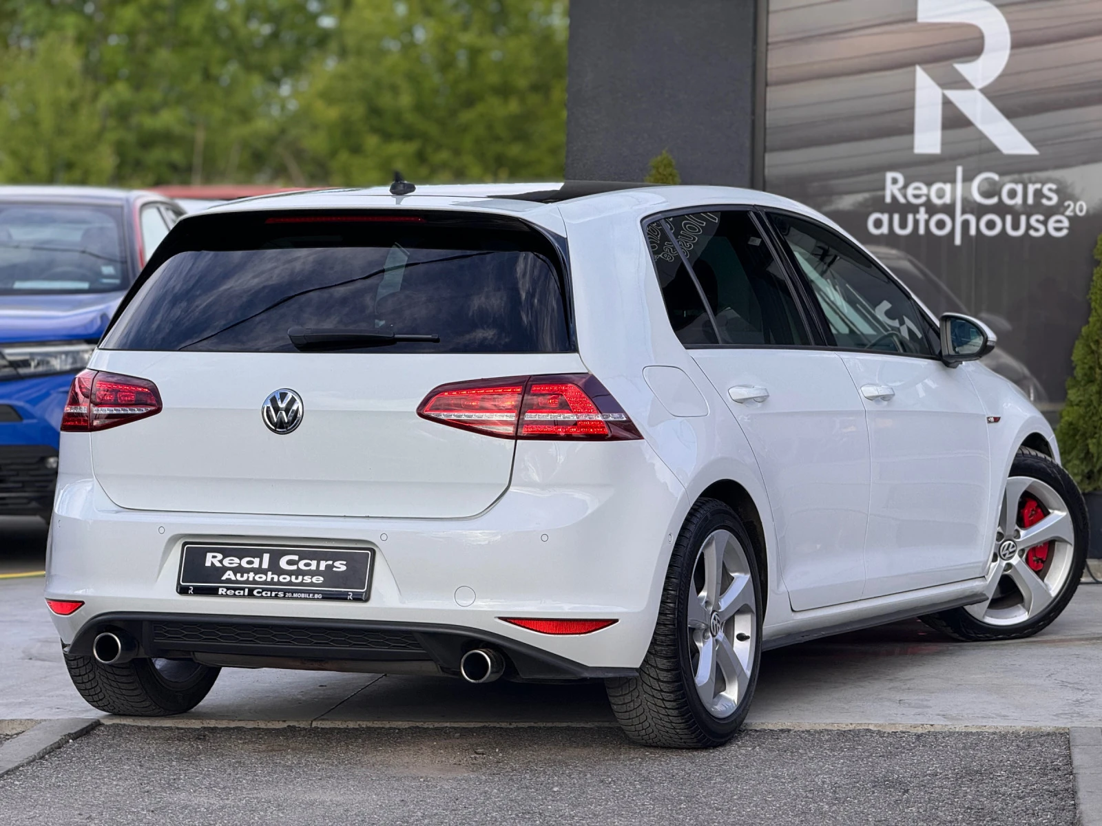 VW Golf GTI* 2.0TSI* CAMERA* РЕГИСТРИРАН - изображение 4