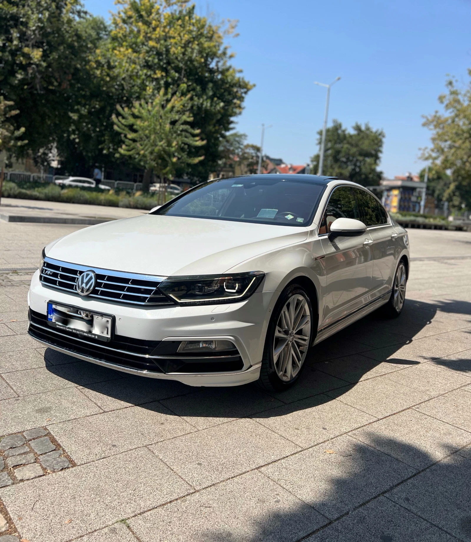 VW Passat 2.0 BiTDI R-Line 4Motion - изображение 3