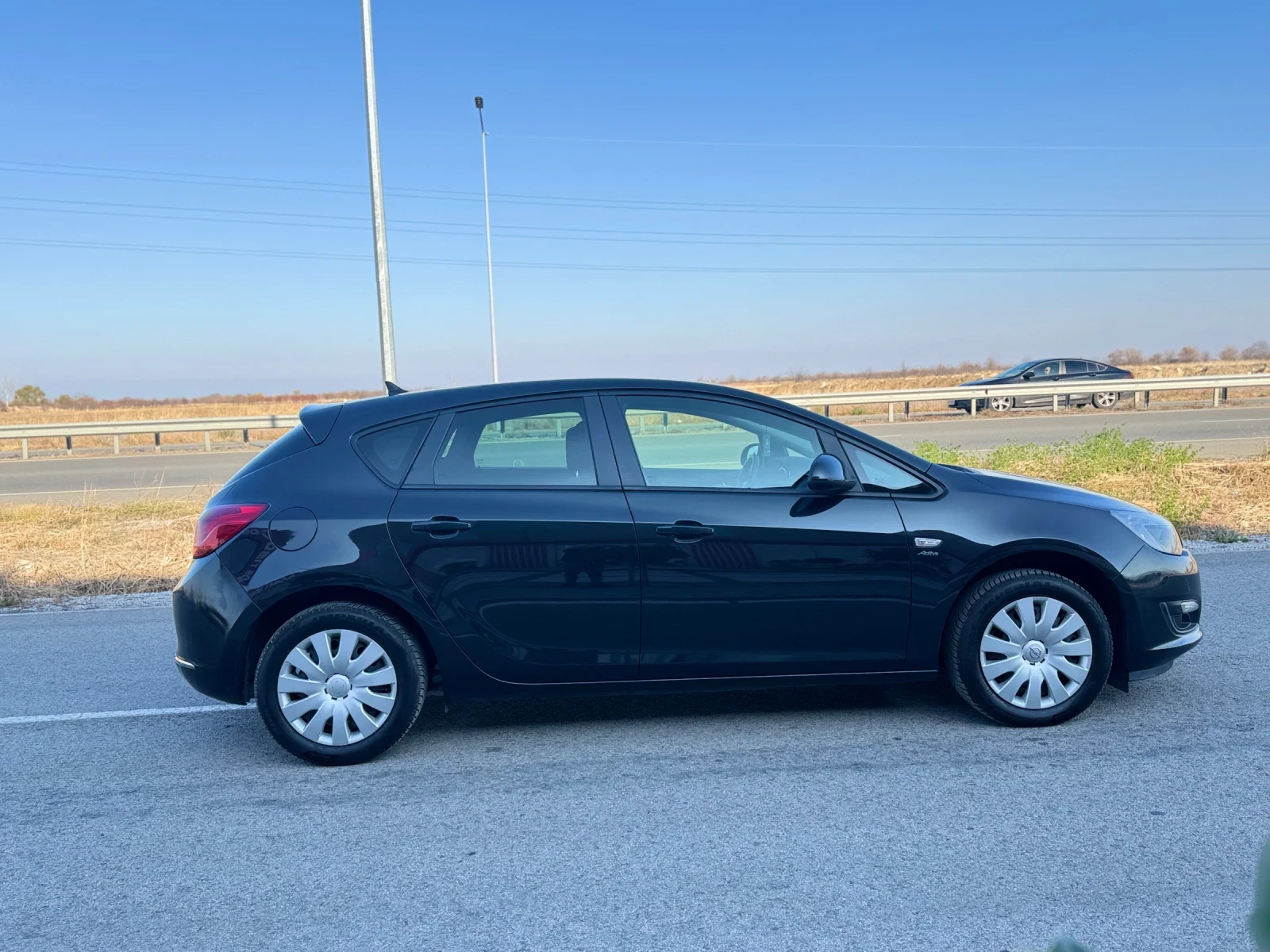 Opel Astra 1.7cdti/Facelift/Active/Navi/Euro5 - изображение 4