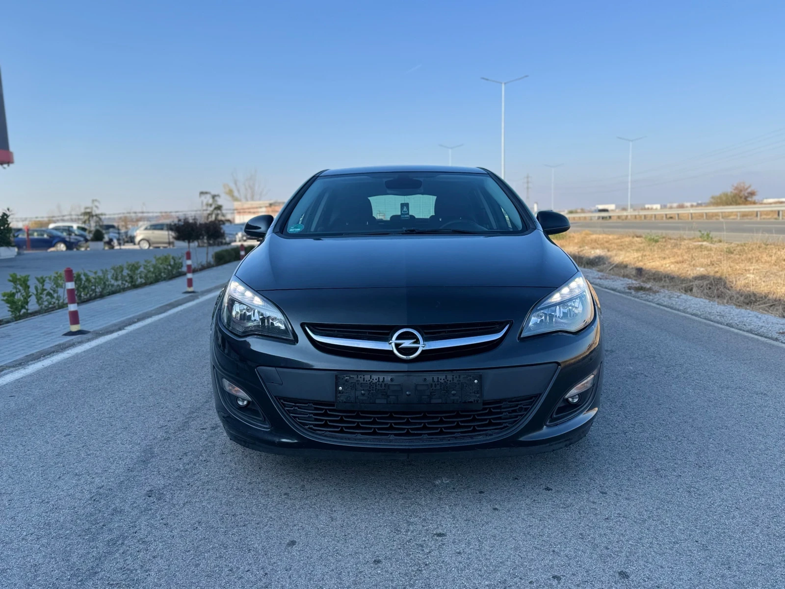 Opel Astra 1.7cdti/Facelift/Active/Navi/Euro5 - изображение 2