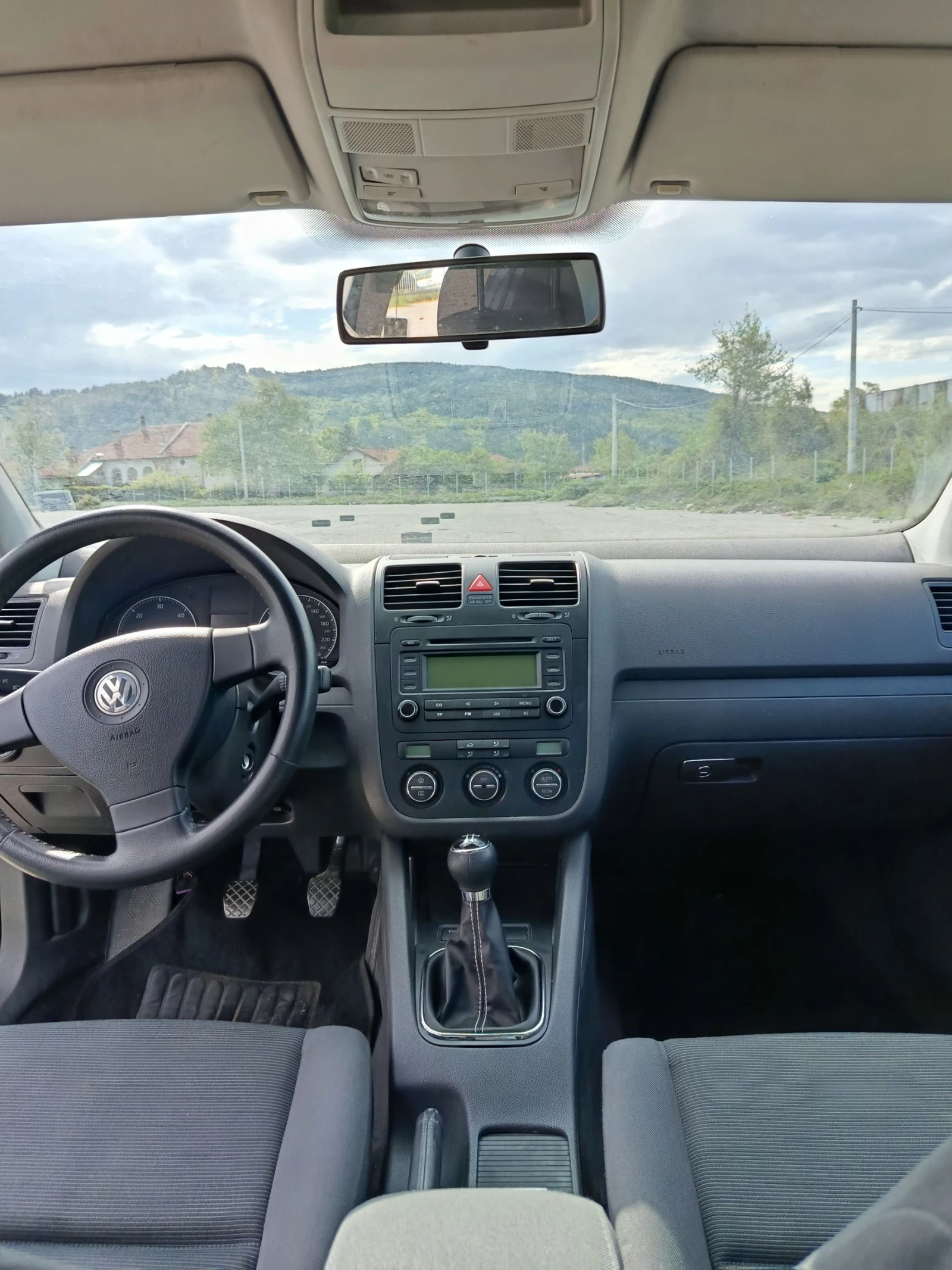 VW Golf 1.9  - изображение 9