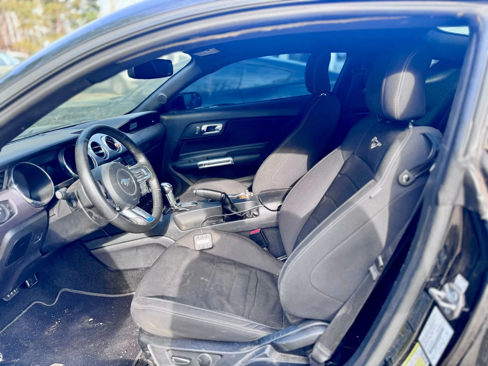 Ford Mustang  - изображение 6