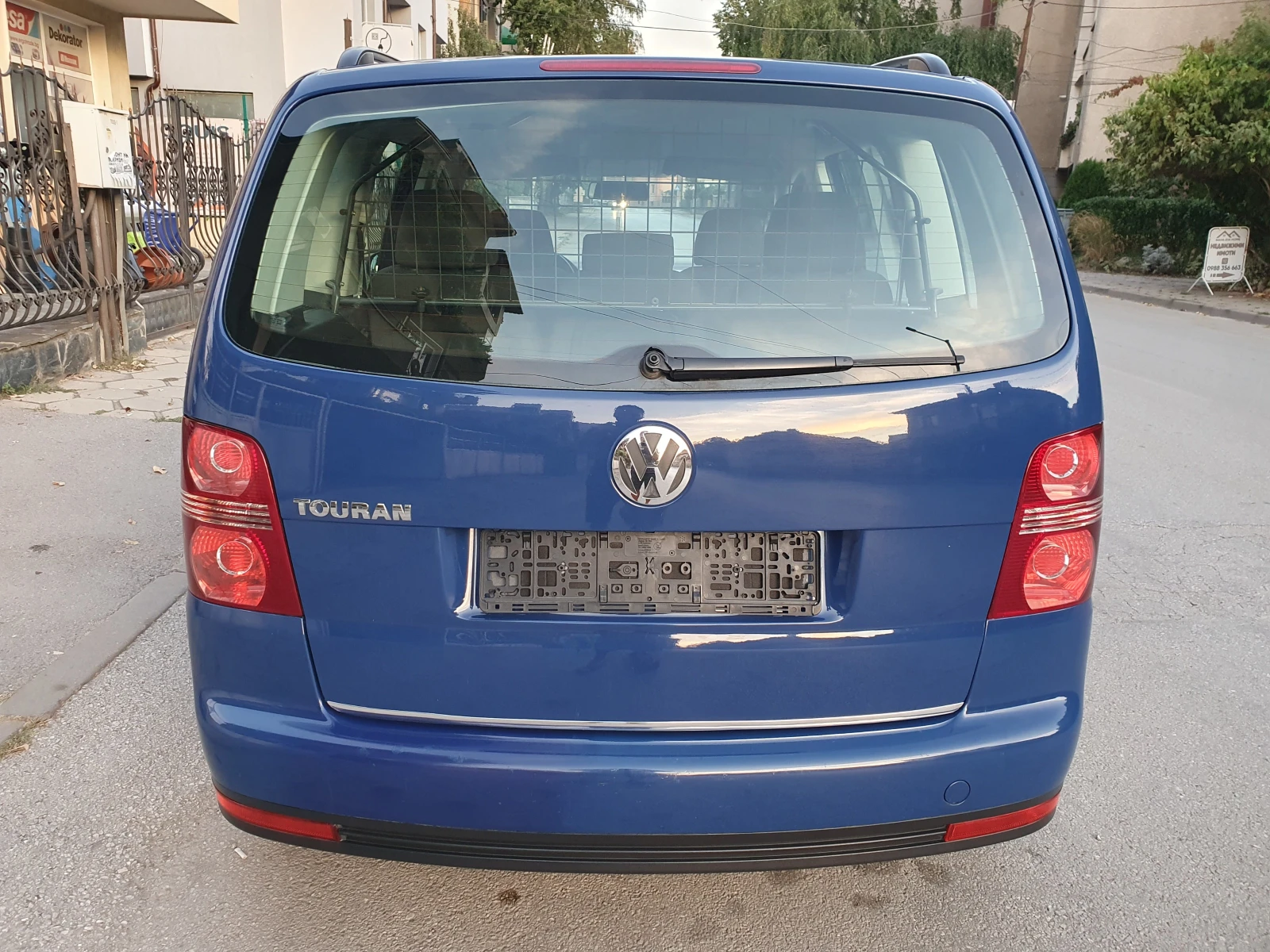 VW Touran 1.6i-102k.s. Face-Lift! - изображение 4