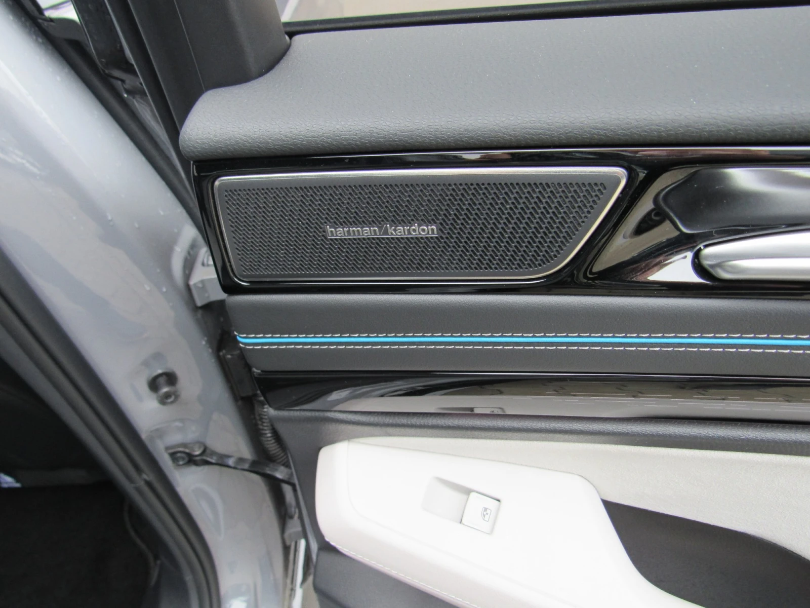 VW ID.7 82 kWh Pro/Head-UP/Pano/�����/�������/�����/Karman | Mobile.bg � ����������� 13