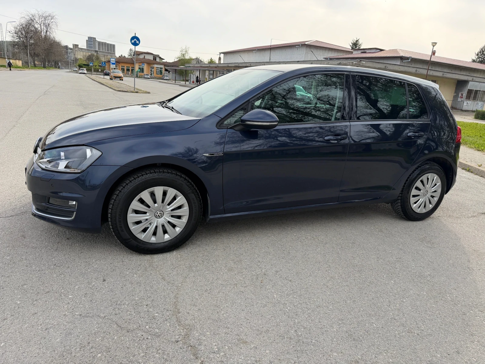 VW Golf Longue 1.6 , снимка 3 - Автомобили и джипове - 54193600