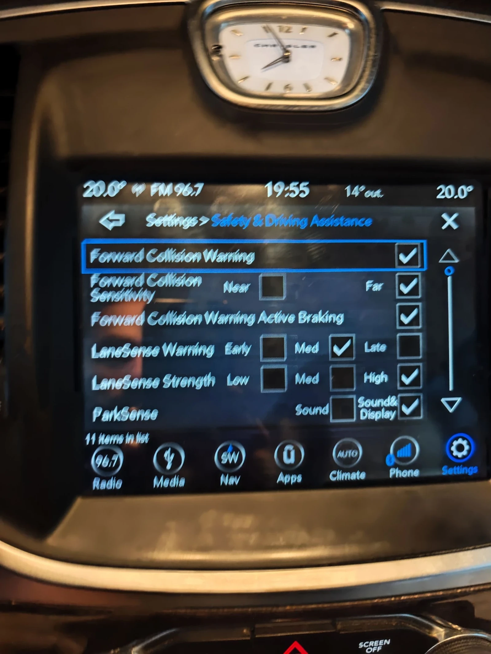 Chrysler 300c 3.6 Limited , снимка 14 - Автомобили и джипове - 54239841