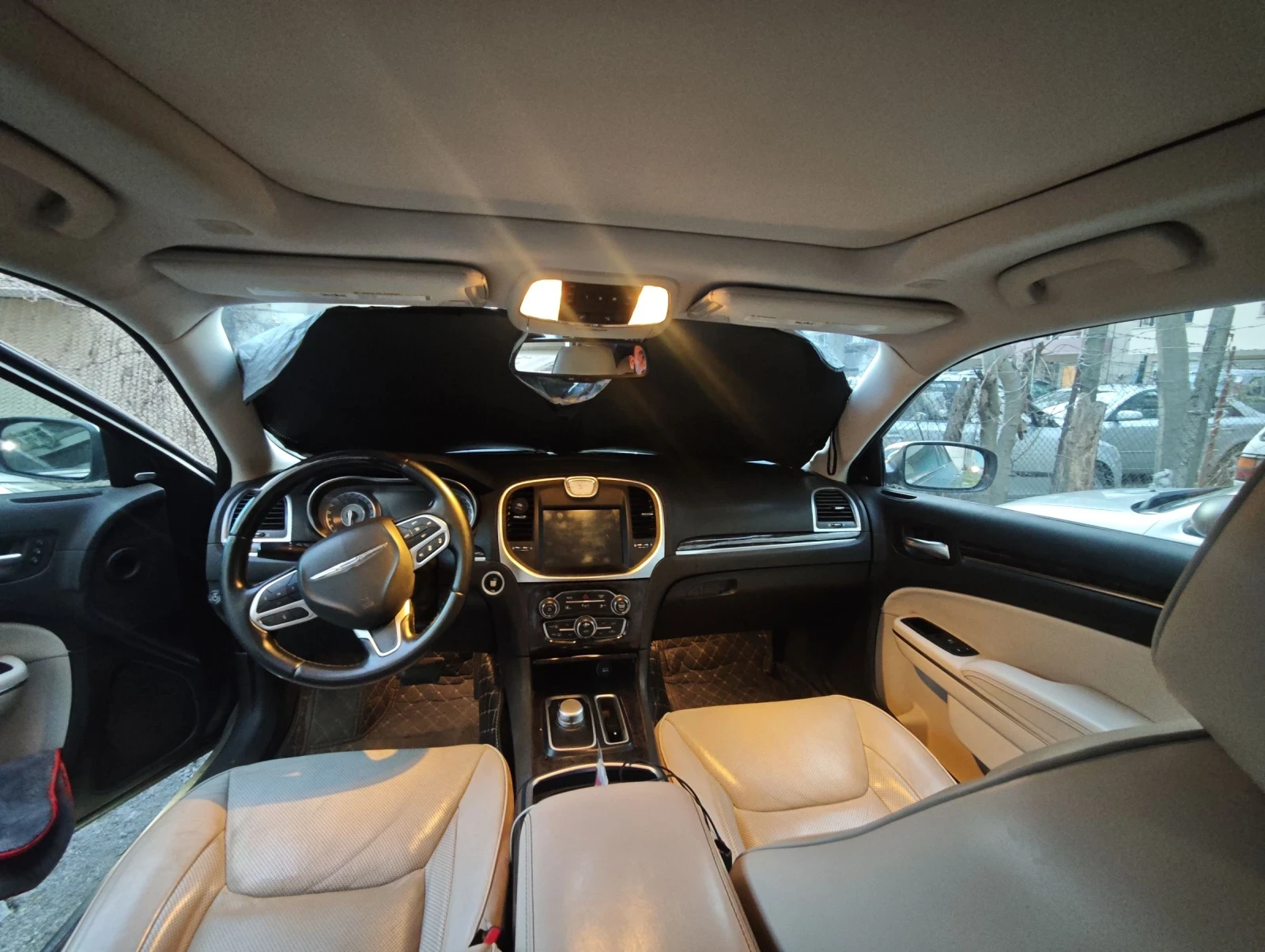 Chrysler 300c 3.6 Limited , снимка 6 - Автомобили и джипове - 54239841