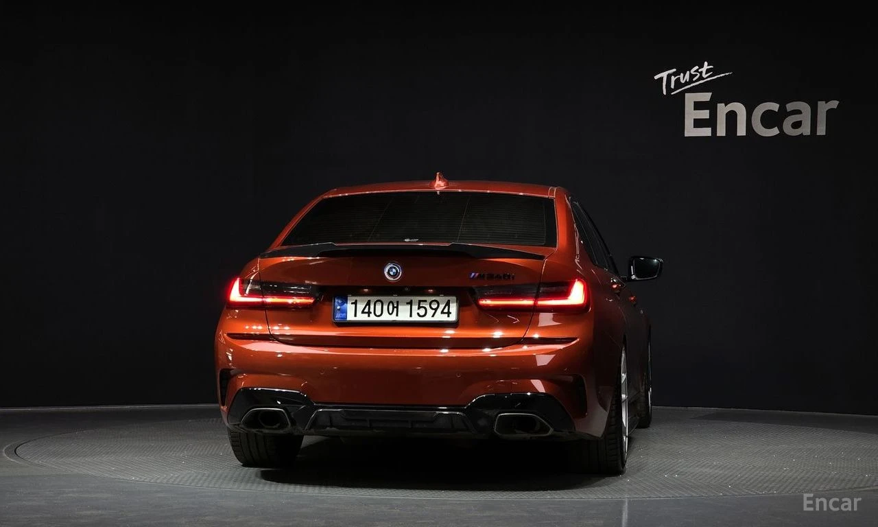 BMW 340 HARMAN KARDON* DISTRONIC* 360* ГЕНЕРАЦИЯ* HEAD-UP*, снимка 4 - Автомобили и джипове - 54348757