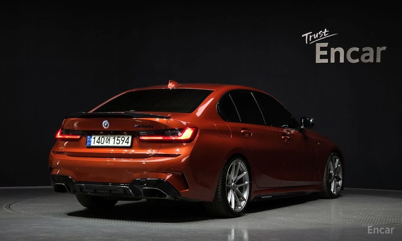 BMW 340 HARMAN KARDON* DISTRONIC* 360* ГЕНЕРАЦИЯ* HEAD-UP*, снимка 3 - Автомобили и джипове - 54348757