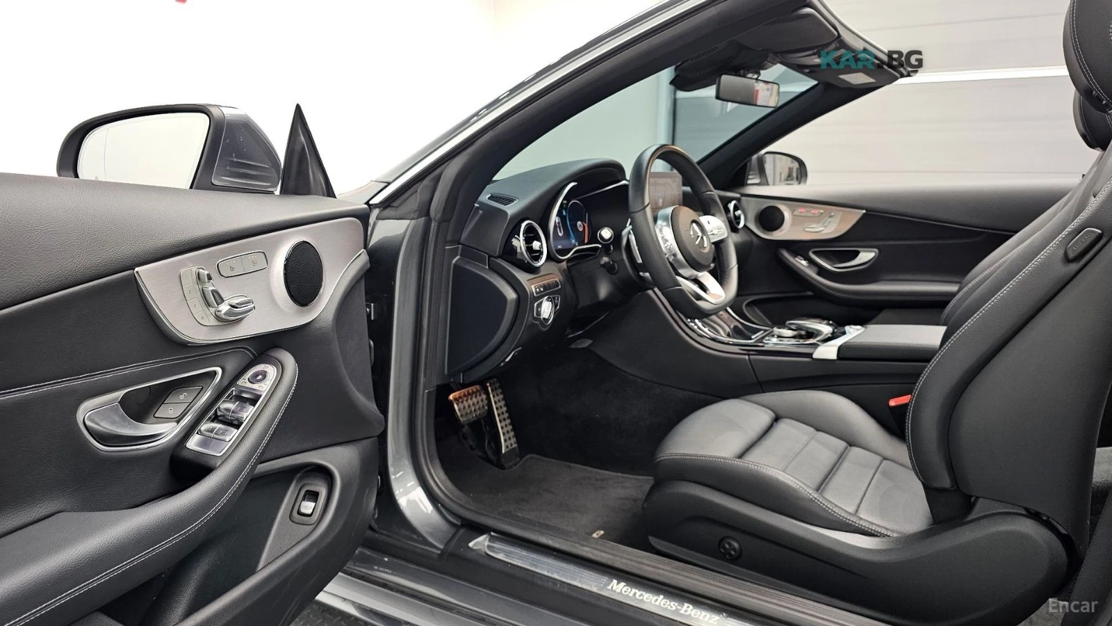 Mercedes-Benz C 200 CABRIO* HUD* КОЖА* НАВИ* ОБДУХВ* 360, снимка 10 - Автомобили и джипове - 55014636