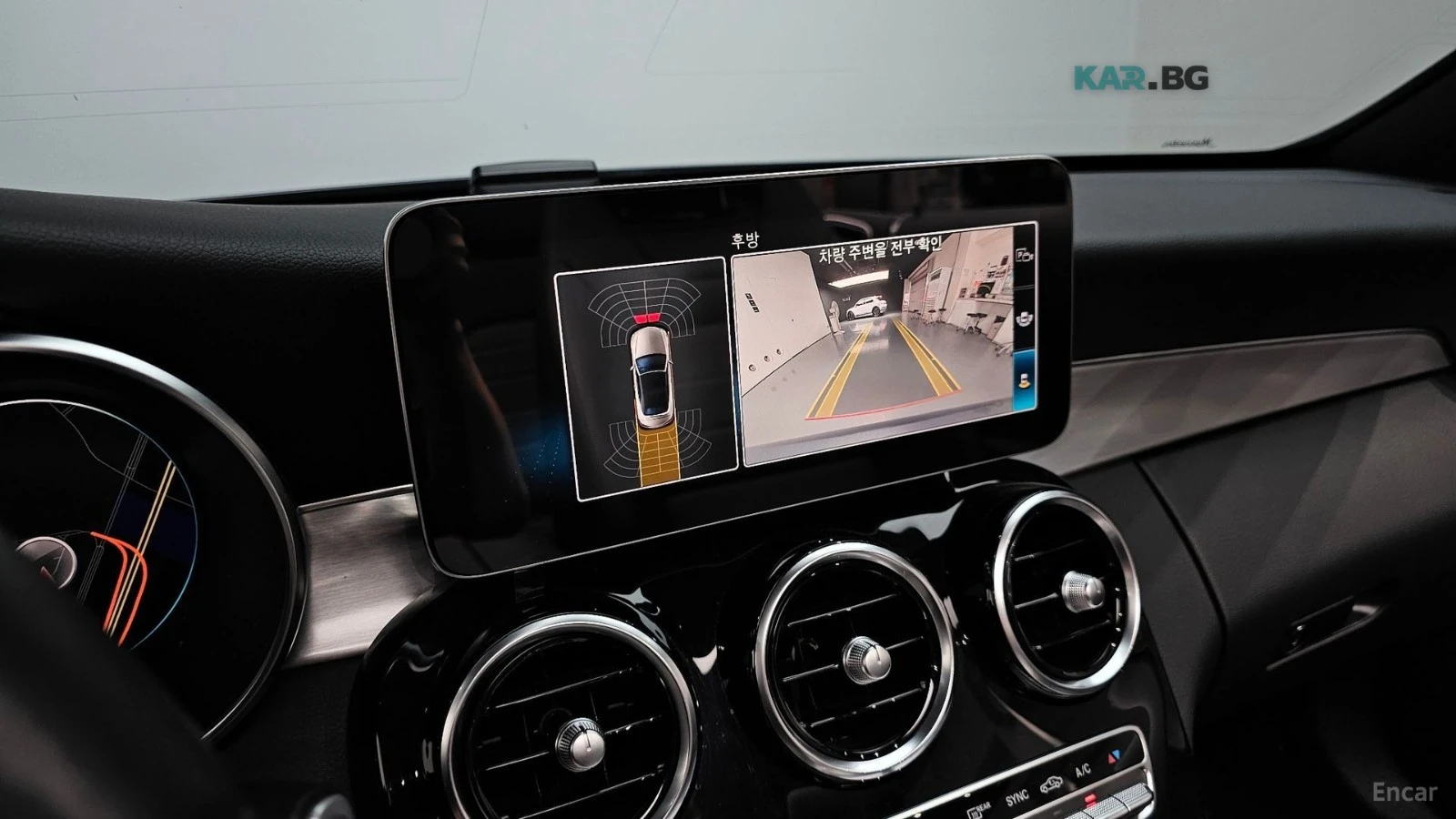Mercedes-Benz C 200 CABRIO* HUD* КОЖА* НАВИ* ОБДУХВ* 360, снимка 16 - Автомобили и джипове - 55014636