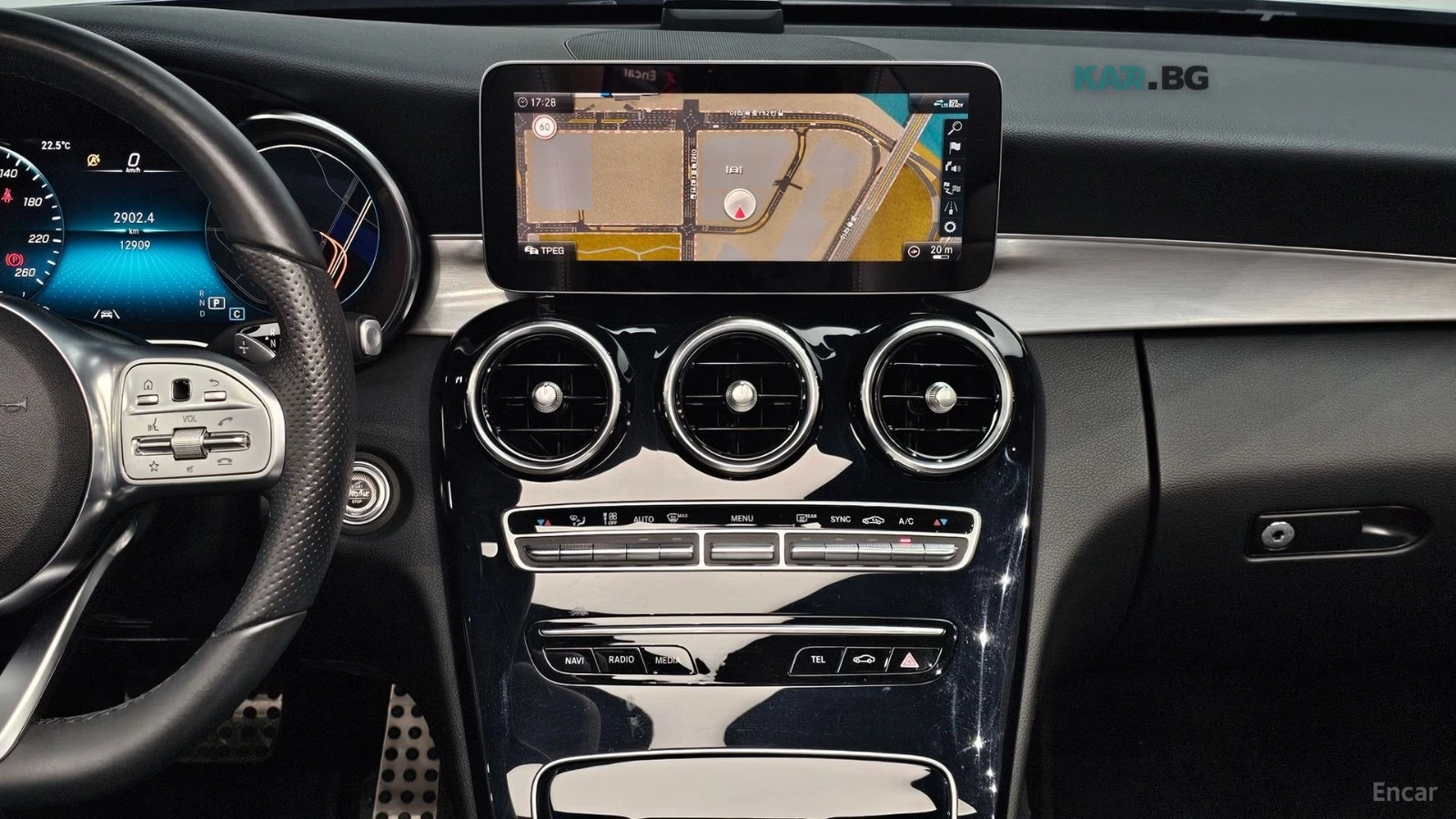 Mercedes-Benz C 200 CABRIO* HUD* КОЖА* НАВИ* ОБДУХВ* 360, снимка 15 - Автомобили и джипове - 55014636