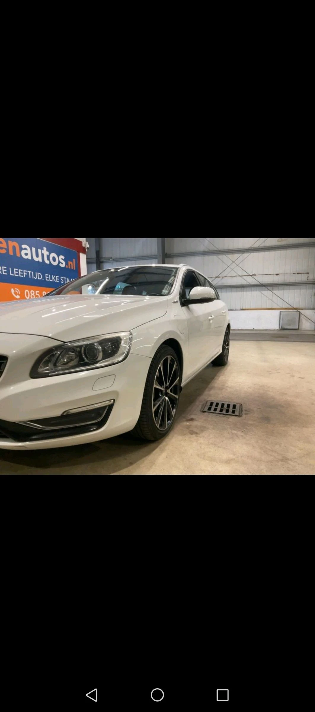 Volvo V60 2.0 D5 225к.с Twin Engine Plug-in Hybrid AWD, снимка 3 - Автомобили и джипове - 55143624
