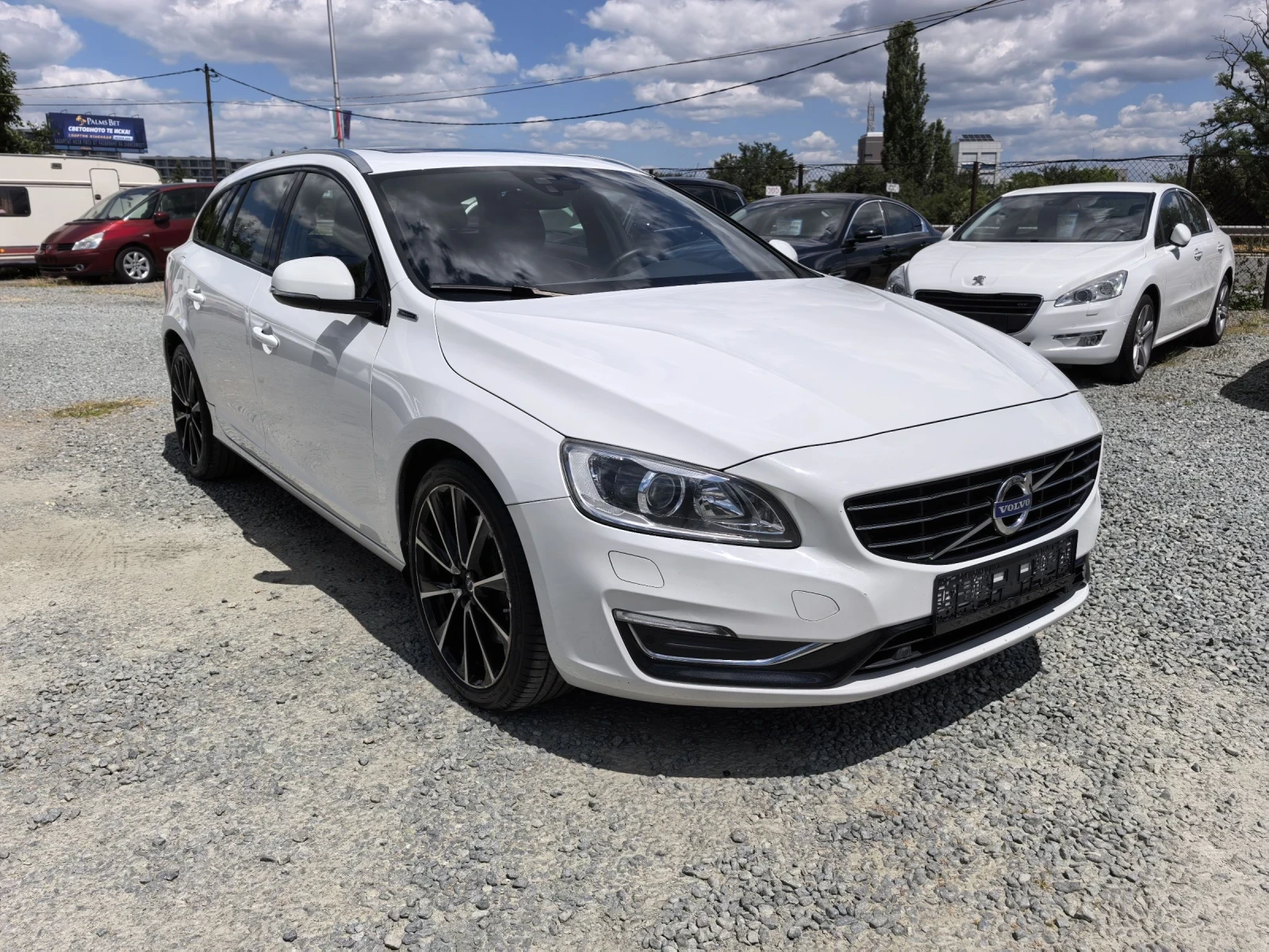 Volvo V60 2.0 D5 225�.� Twin Engine Plug-in Hybrid AWD | Mobile.bg � ����������� 3