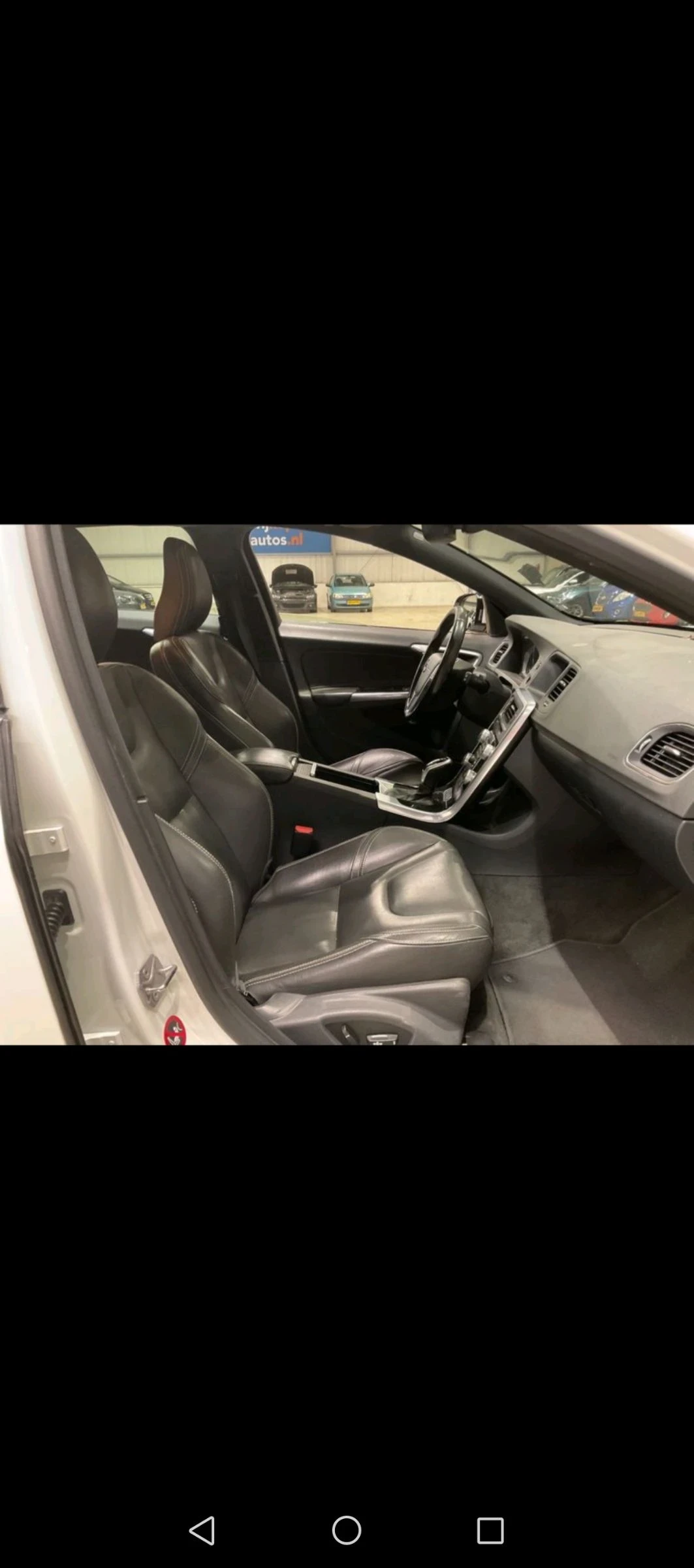 Volvo V60 2.0 D5 225к.с Twin Engine Plug-in Hybrid AWD, снимка 14 - Автомобили и джипове - 55143624