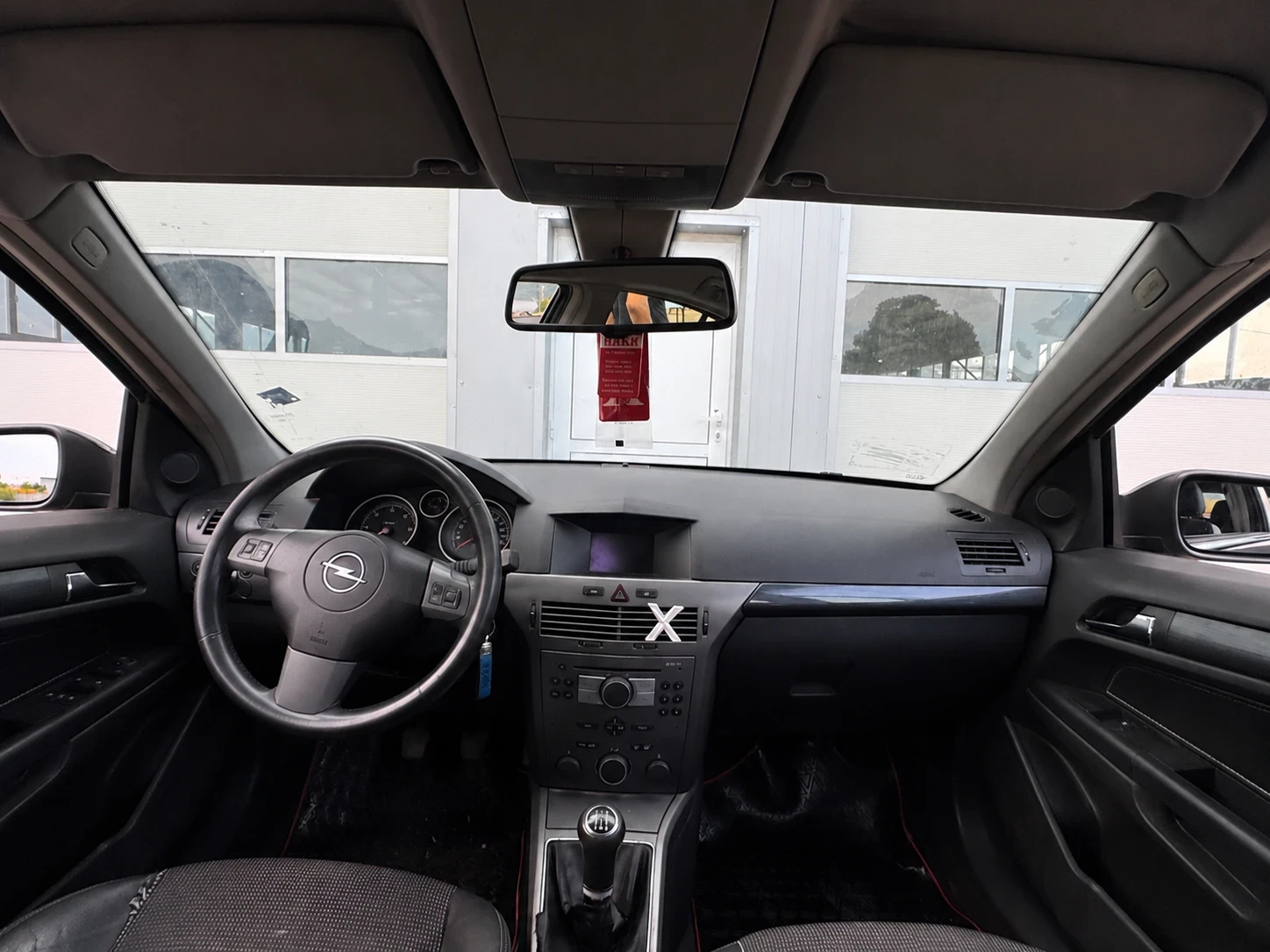 Opel Astra, снимка 8 - Автомобили и джипове - 55354507