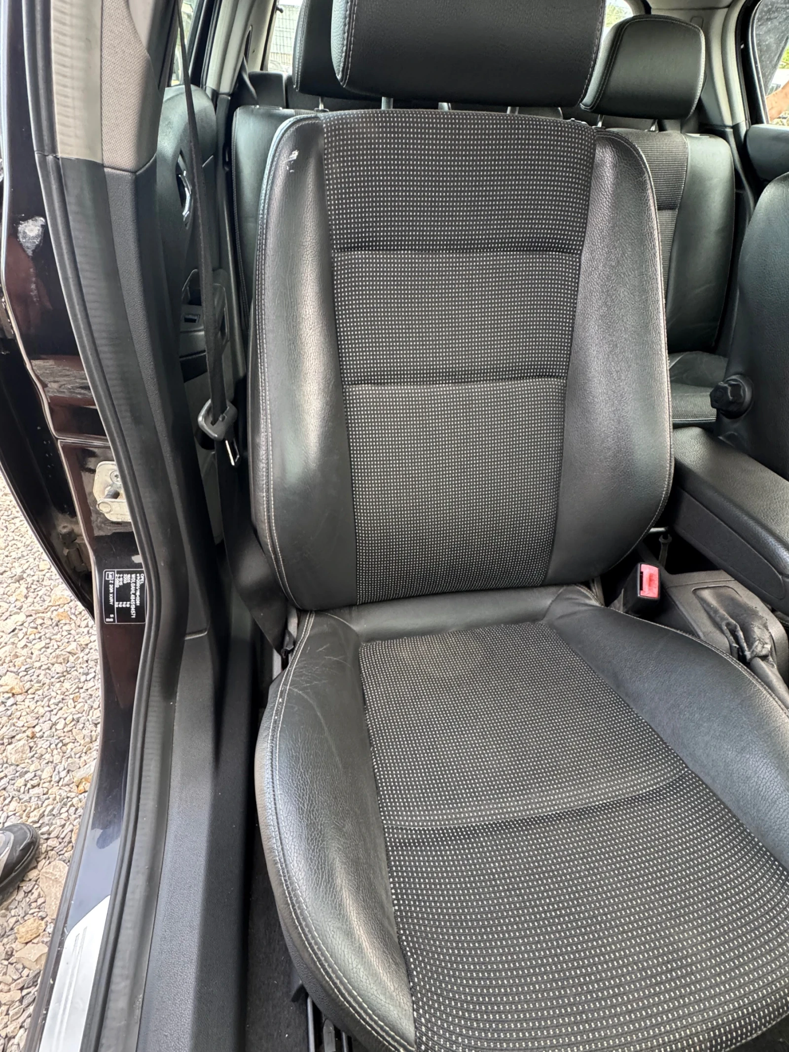 Opel Astra, снимка 9 - Автомобили и джипове - 55354507