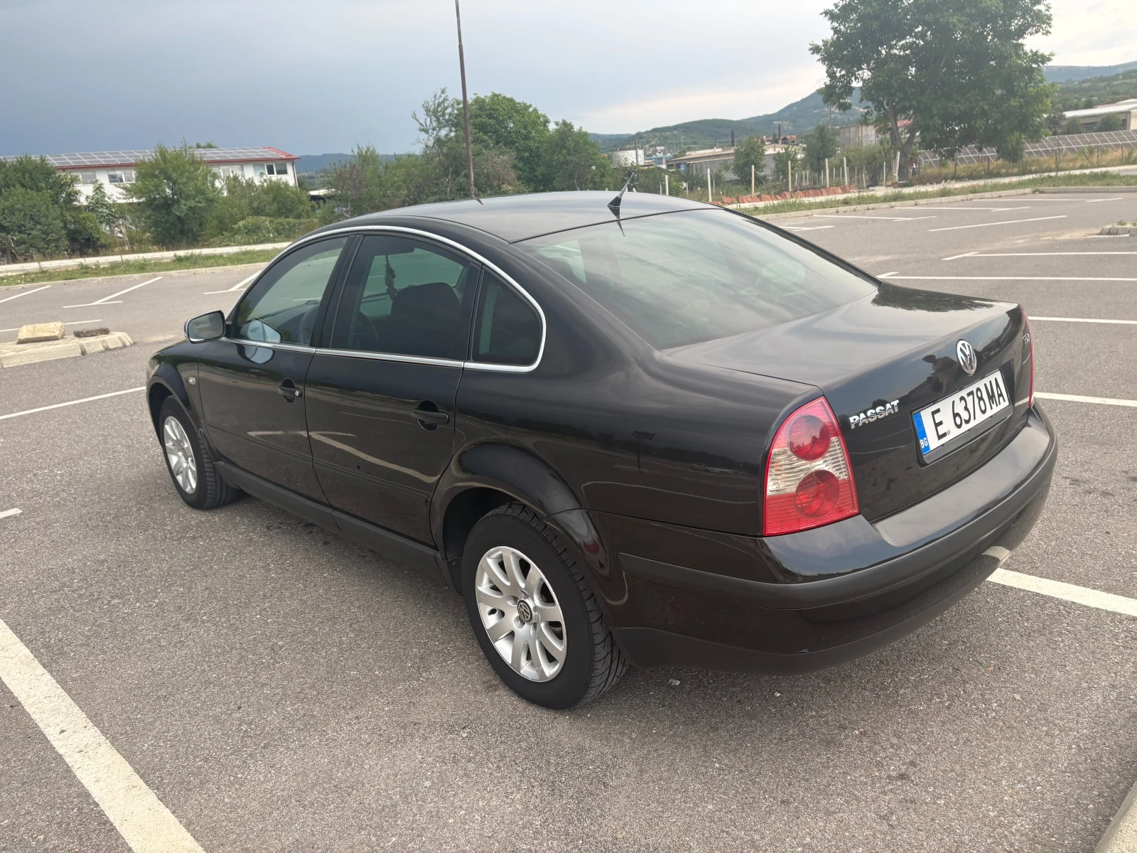 VW Passat, снимка 3 - Автомобили и джипове - 55375798