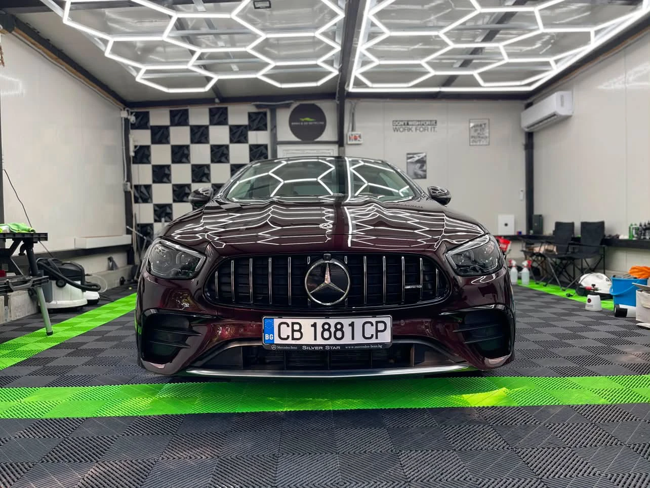 Mercedes-Benz E 53 AMG AMG 4Matic+ | Individual edition , снимка 2 - Автомобили и джипове - 55578141
