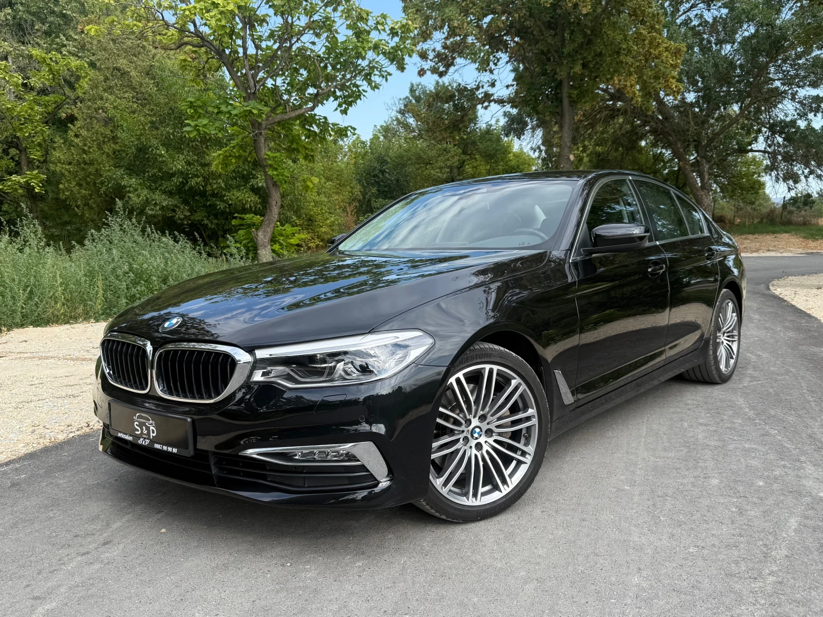BMW 530 i | Led Adaptive | Подгрев | Напълно Обслужена | , снимка 3 - Автомобили и джипове - 55782732
