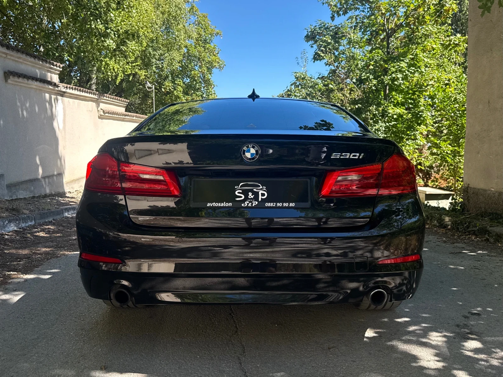 BMW 530 i | Led Adaptive | Подгрев | Напълно Обслужена | , снимка 5 - Автомобили и джипове - 55779294