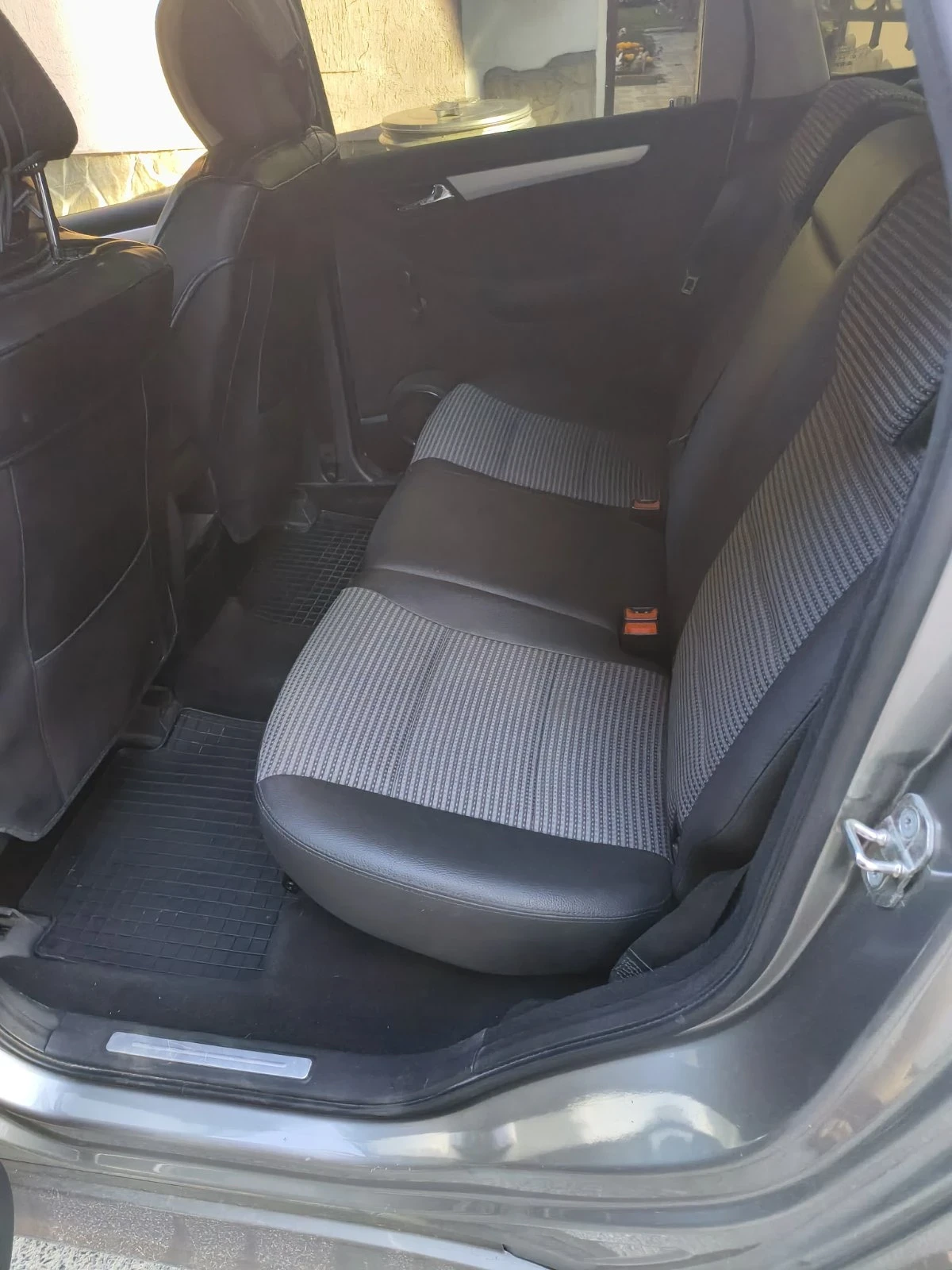 Mercedes-Benz B 200 200cdi, снимка 5 - Автомобили и джипове - 56061343