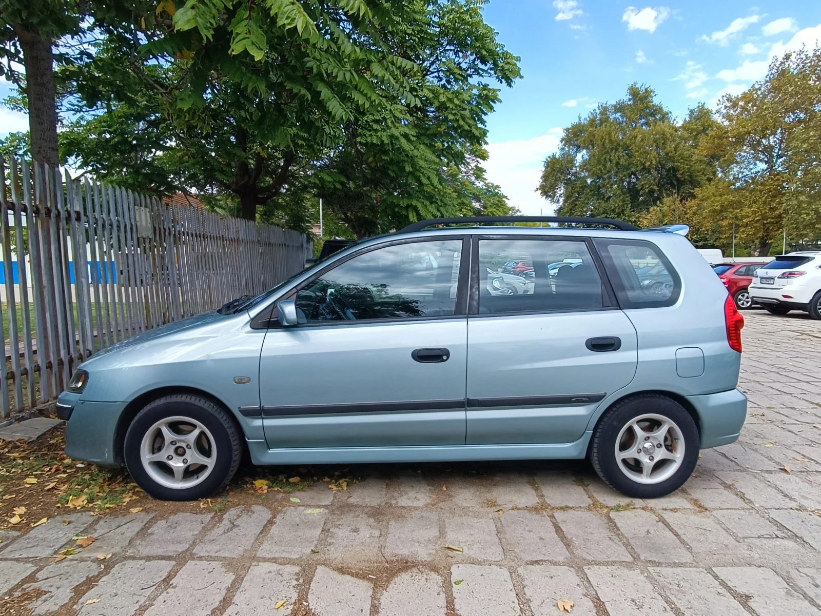 Mitsubishi Space star 1.9 DiD, снимка 6 - Автомобили и джипове - 56183527