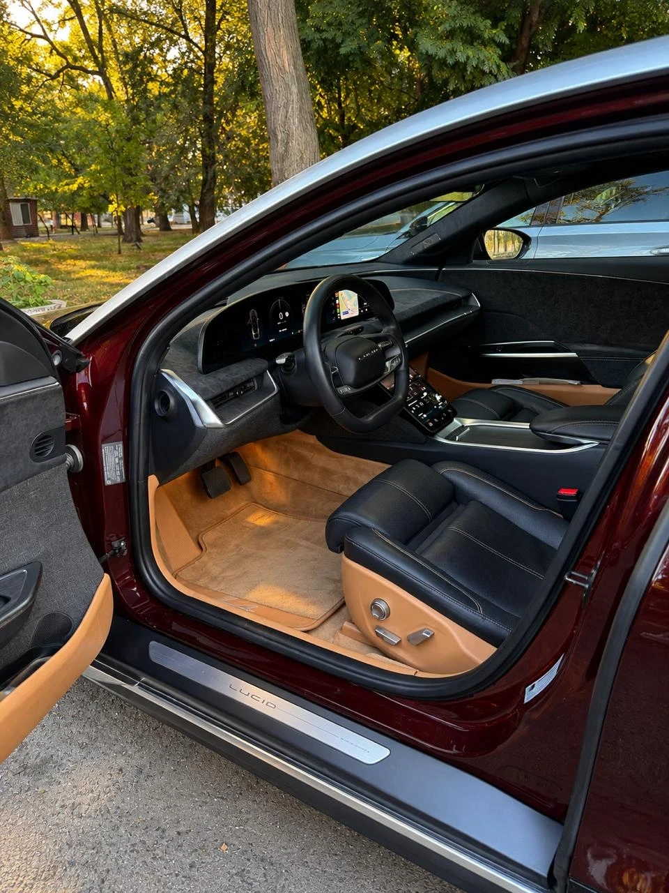 Lucid Air Grand Touring 820 �.� 800 �� ������ �� 100�� �� 3� | Mobile.bg � ����������� 9
