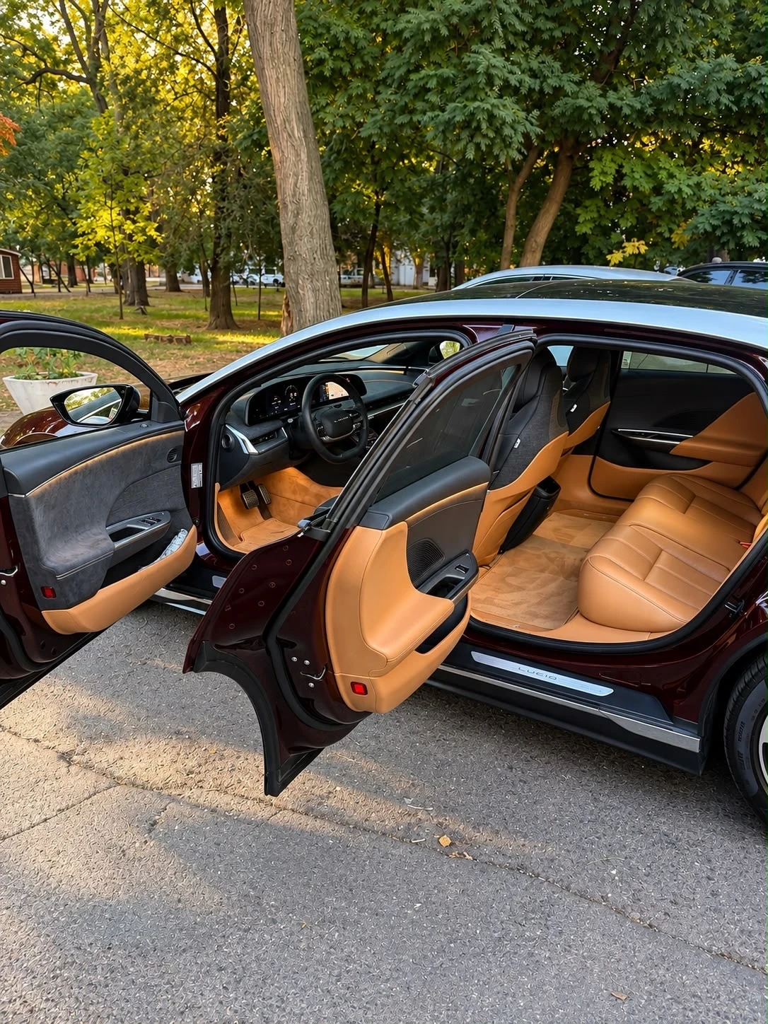 Lucid Air Grand Touring 820 �.� 800 �� ������ �� 100�� �� 3� | Mobile.bg � ����������� 7