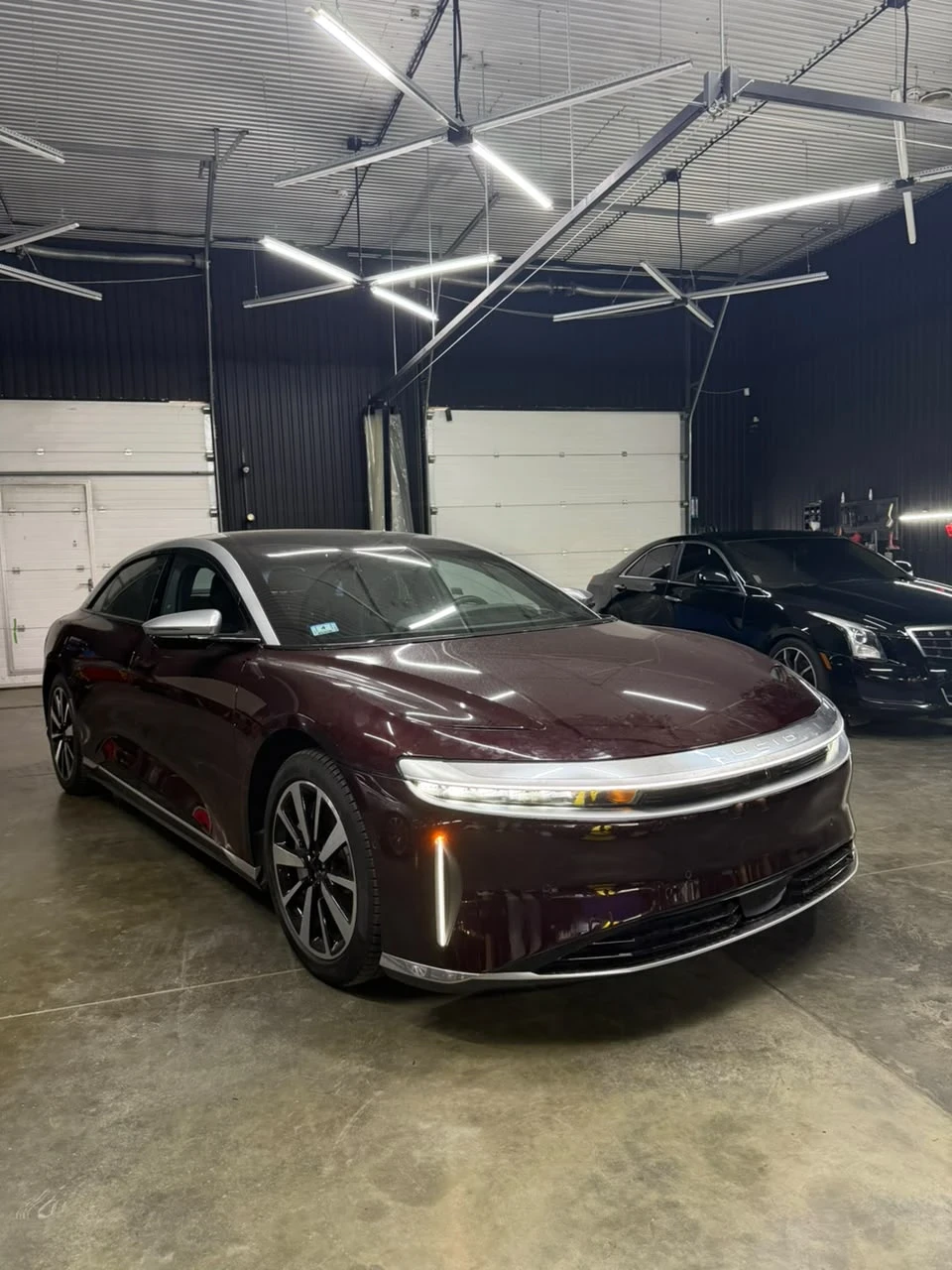 Lucid Air Grand Touring 820 к.с 800 км пробег