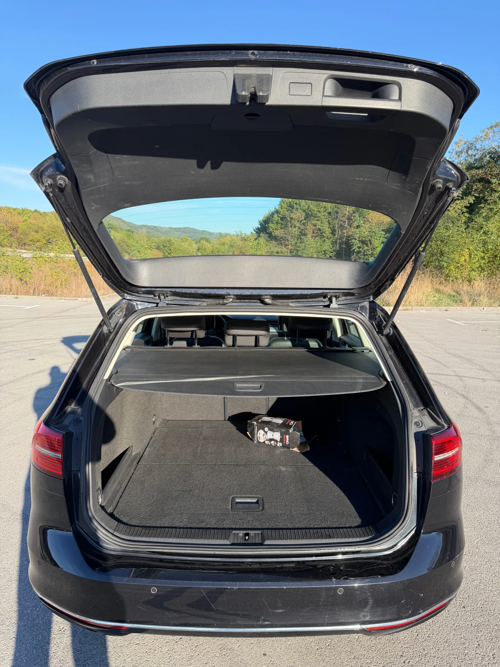 VW Passat 2.0 TDI 150 , снимка 8 - Автомобили и джипове - 56361927