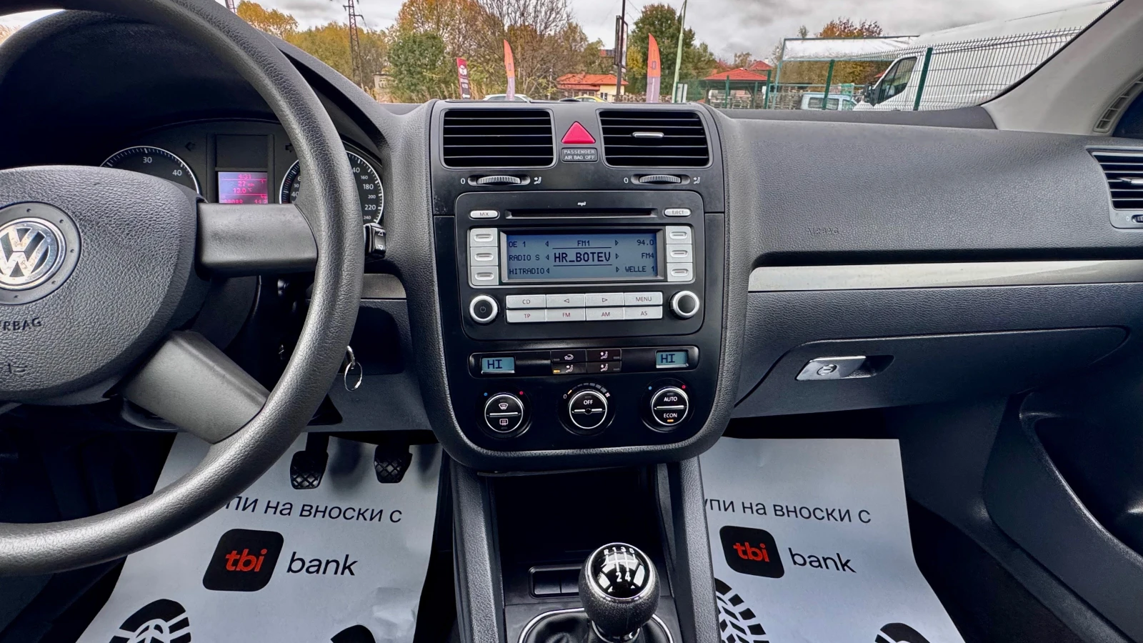VW Golf 1.9 TDI Italia , снимка 12 - Автомобили и джипове - 56725975