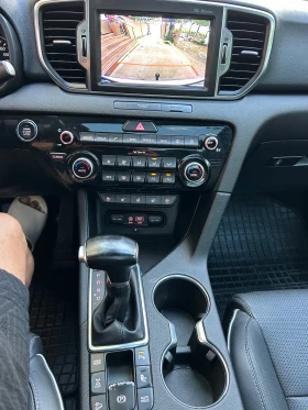 Kia Sportage 2.0CRDI 4x4 ПАНОРАМА ТОП, снимка 12