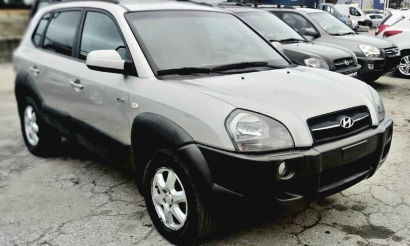 Hyundai Tucson 2.7i 175k 4x4 AVTOMAT , снимка 2 - Автомобили и джипове - 44972832