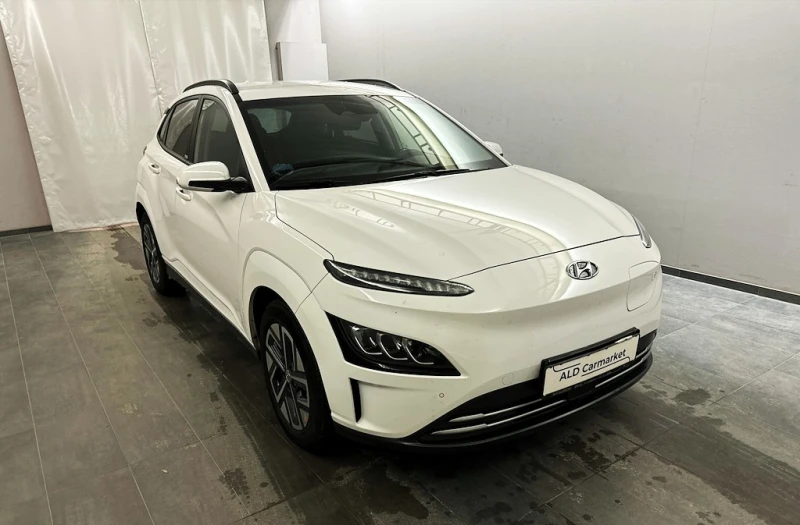 Hyundai Kona EV Trend, снимка 4 - Автомобили и джипове - 49030362